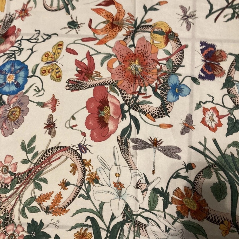 Gucci Floral & Snake Print White Multicolor Silk Scarf